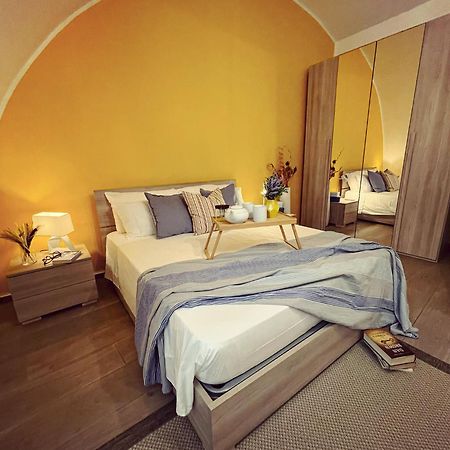 14 Fourteen Apartment Napoli Bagian luar foto