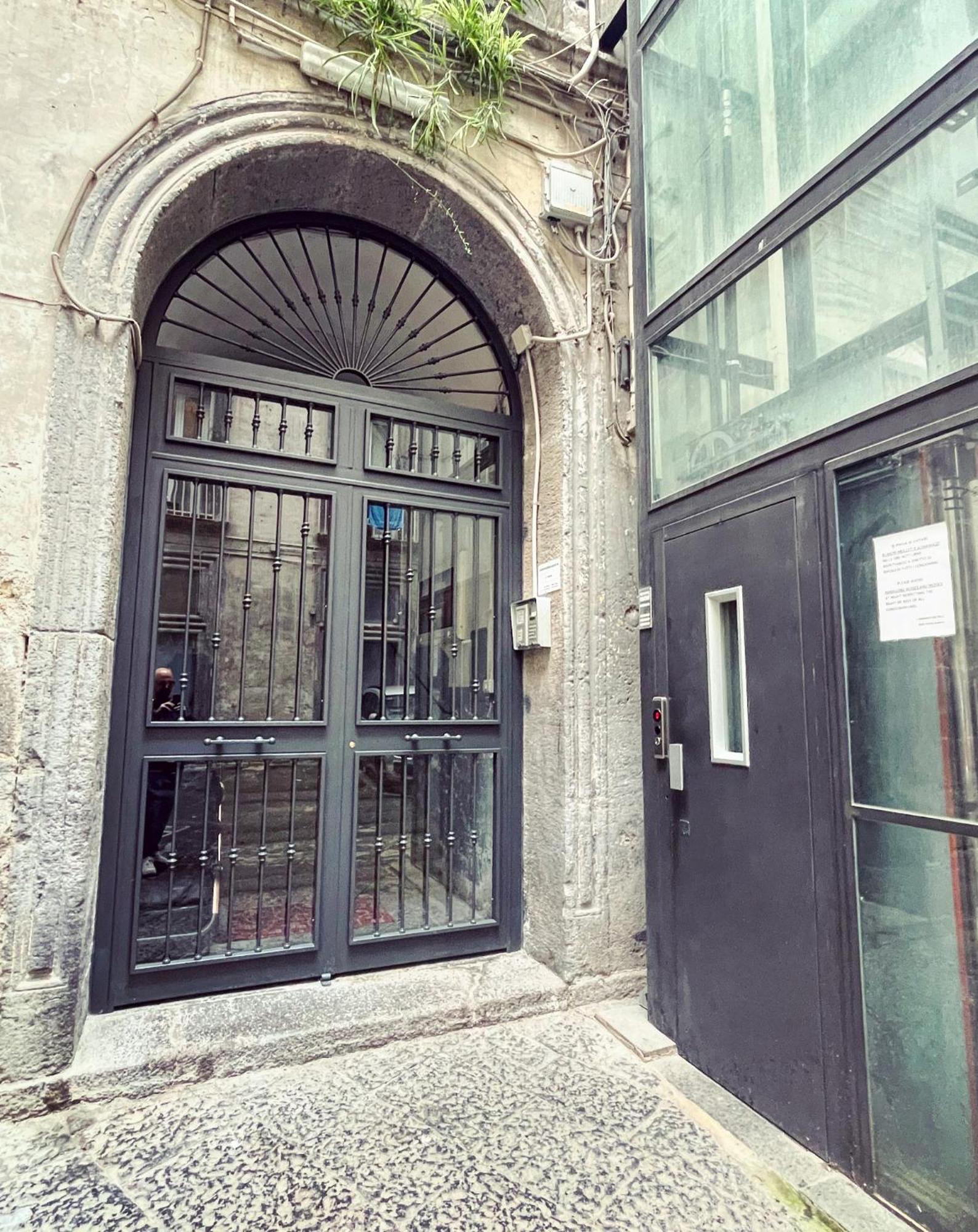 14 Fourteen Apartment Napoli Bagian luar foto