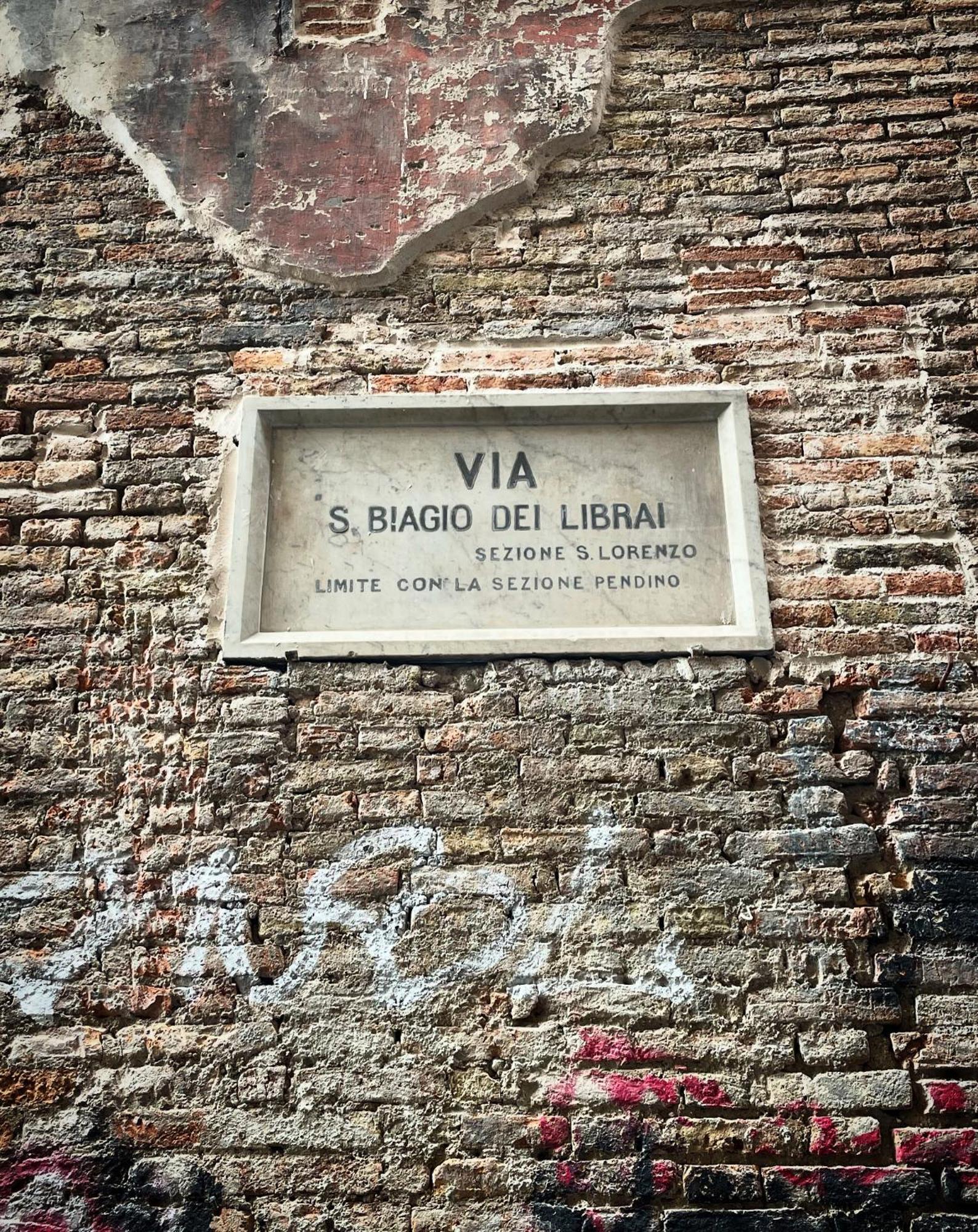 14 Fourteen Apartment Napoli Bagian luar foto