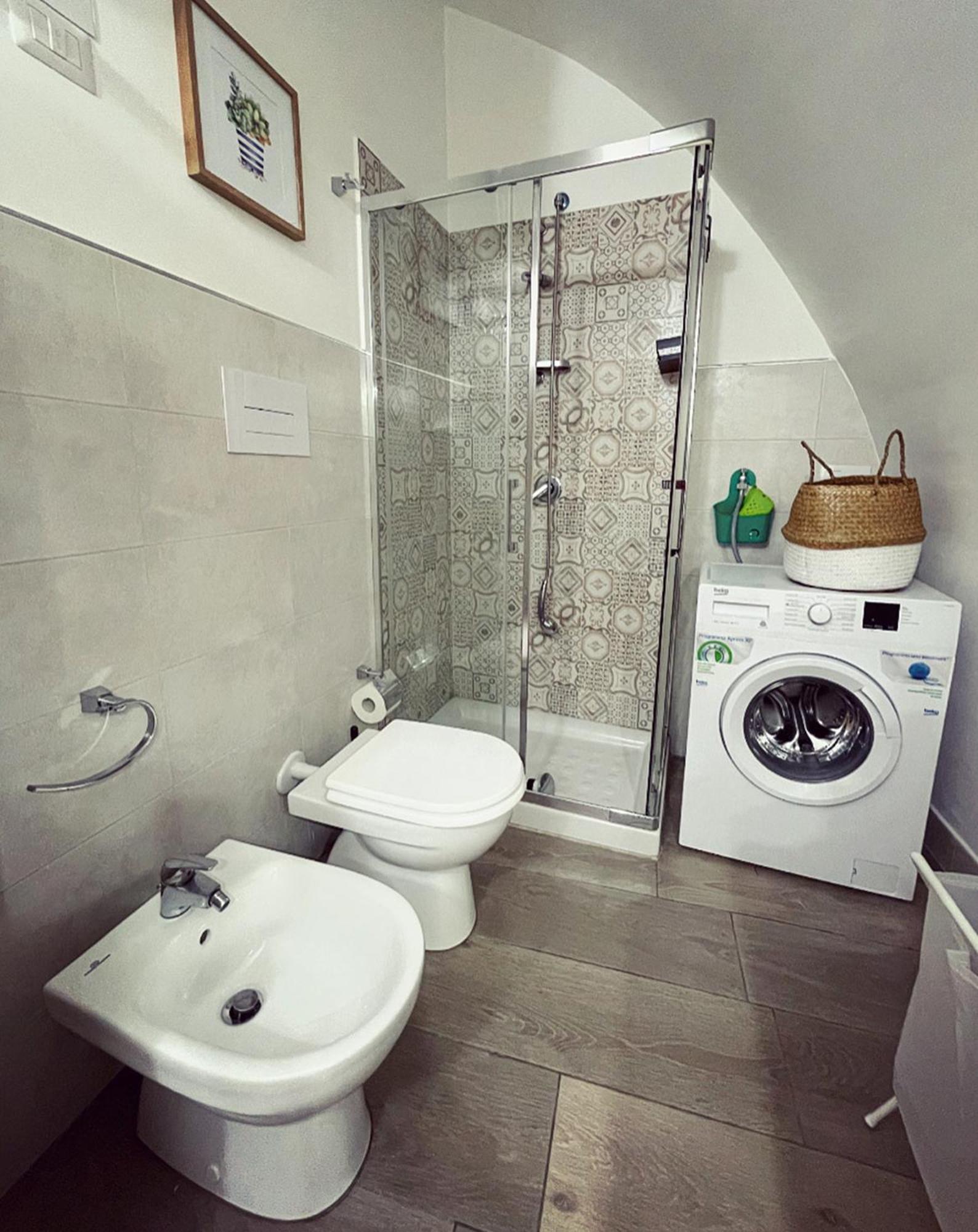 14 Fourteen Apartment Napoli Bagian luar foto